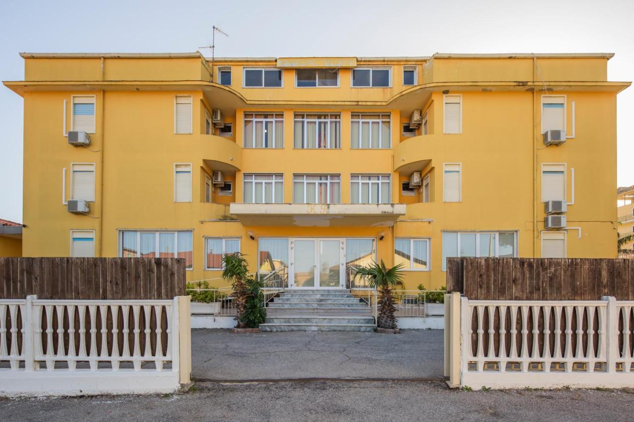 Hotel Rosy Battipaglia Esterno foto
