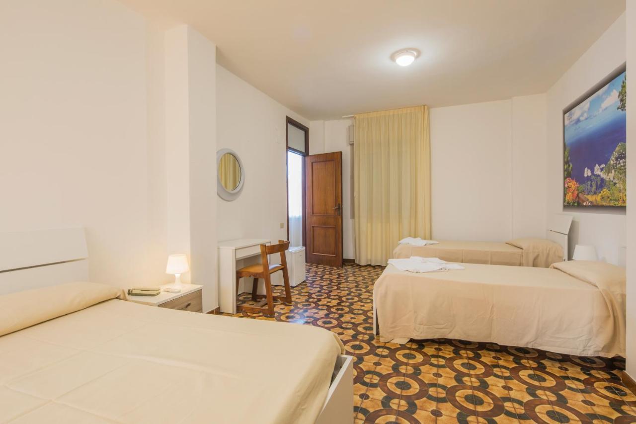 Hotel Rosy Battipaglia Esterno foto
