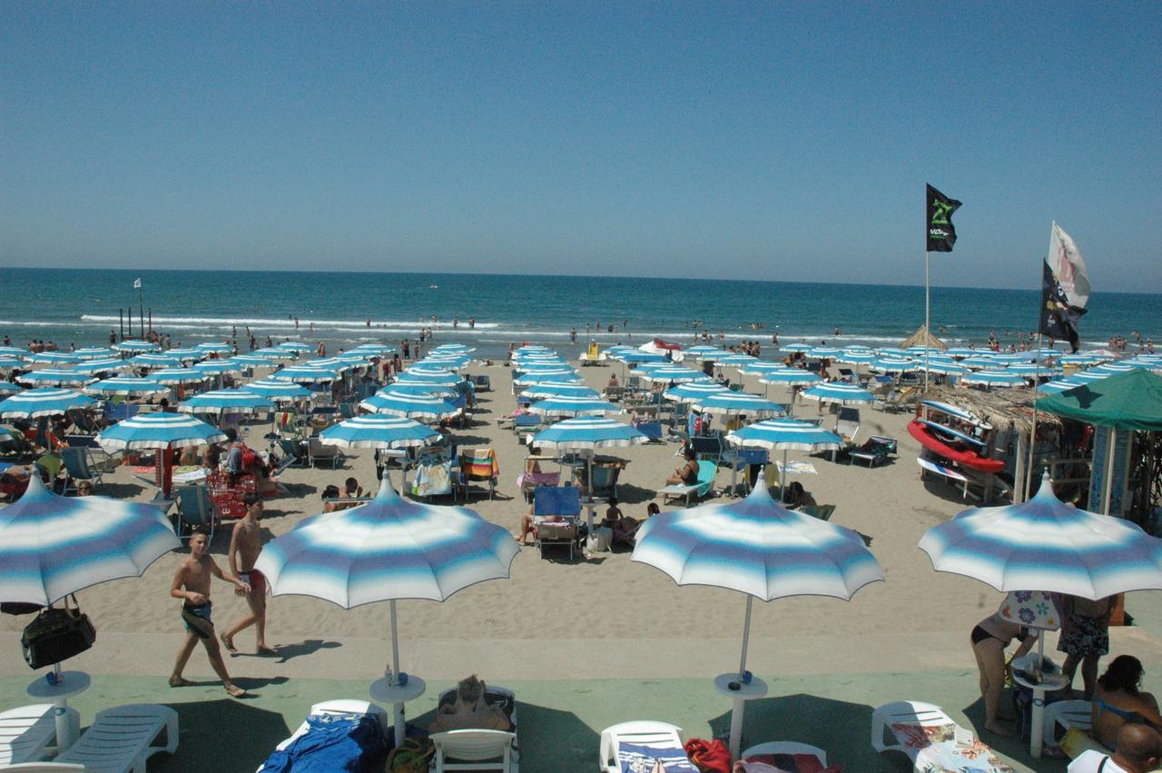 Hotel Rosy Battipaglia Esterno foto