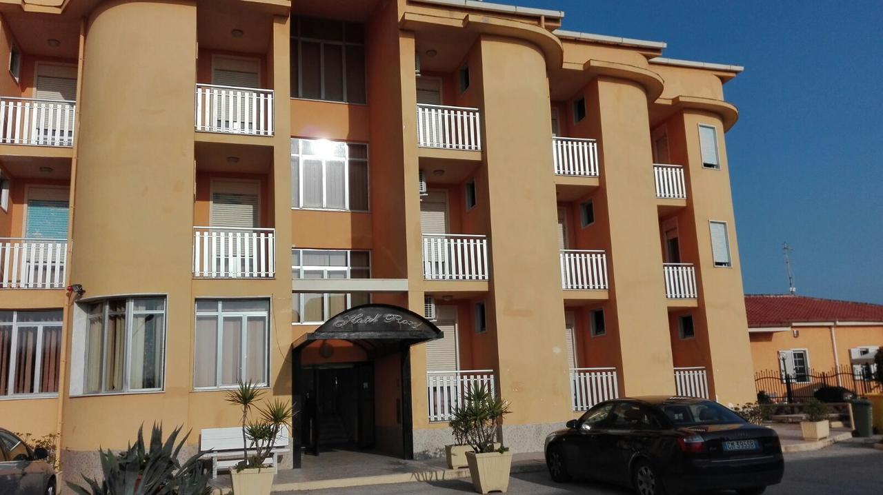 Hotel Rosy Battipaglia Esterno foto