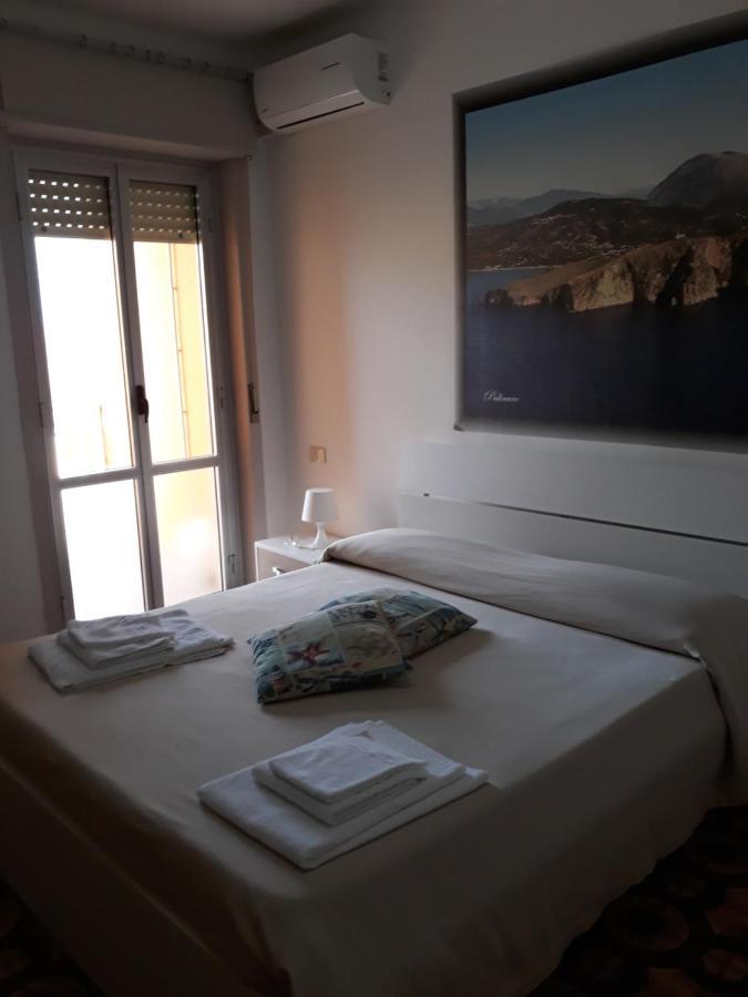 Hotel Rosy Battipaglia Esterno foto