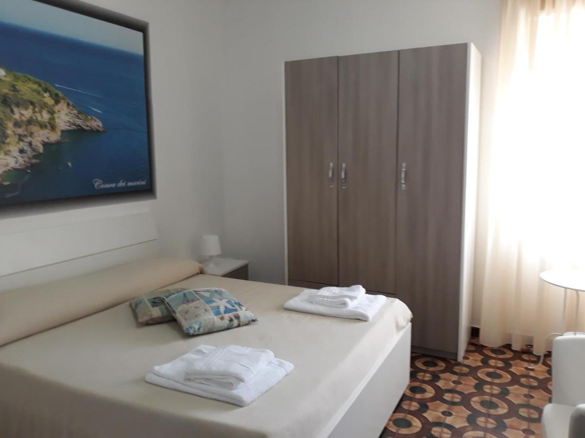 Hotel Rosy Battipaglia Esterno foto